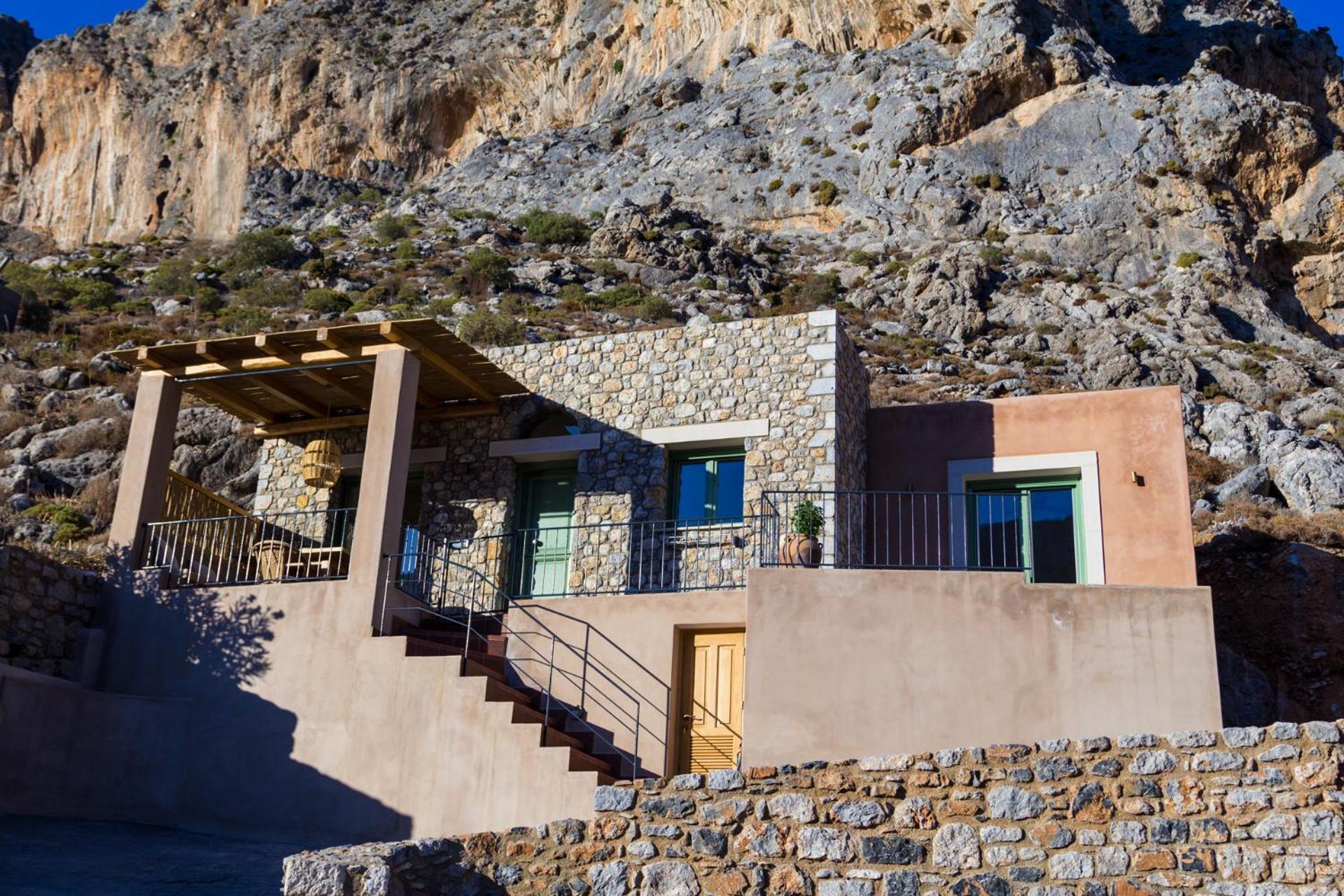 Petra Boutique Villas Arginonda Room photo